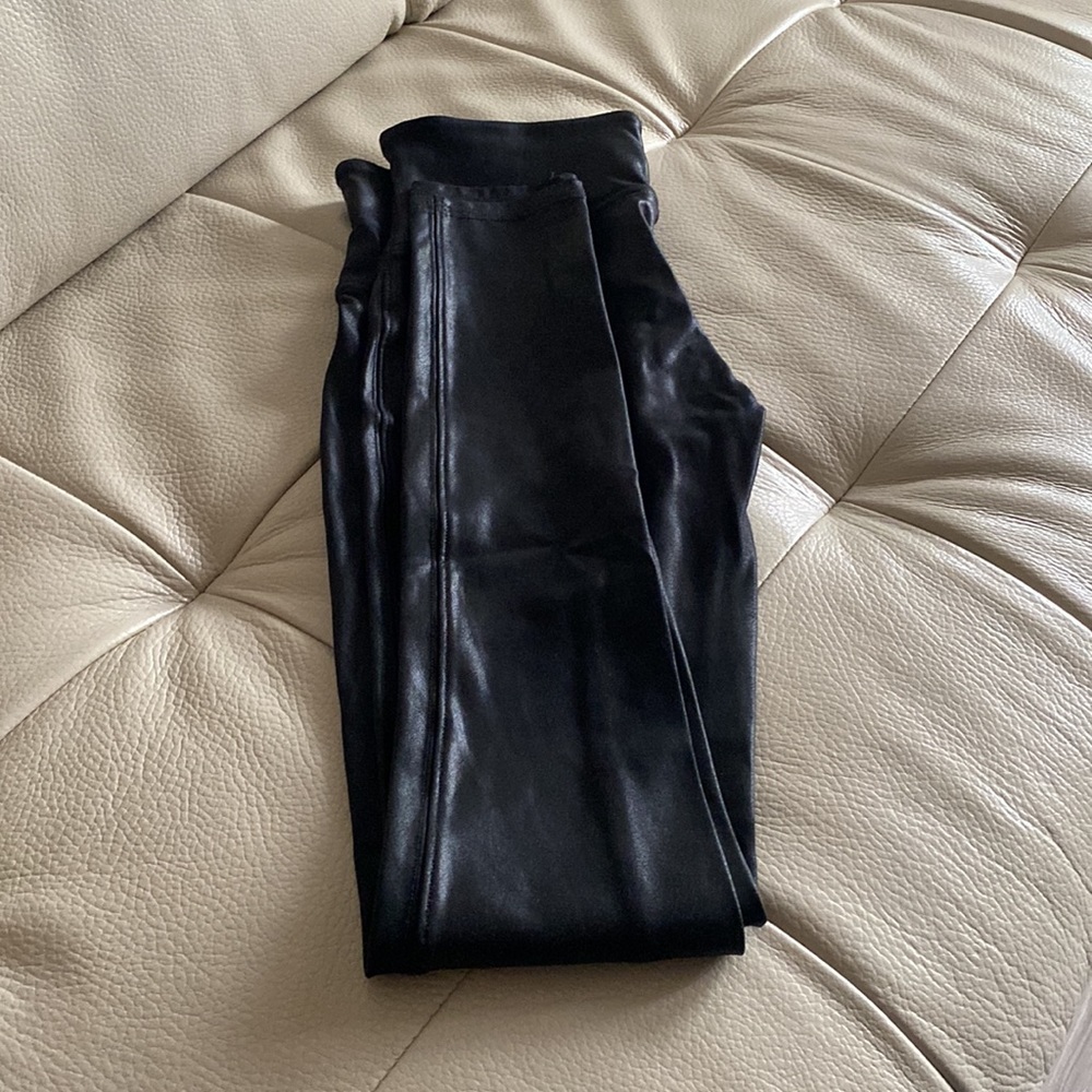 Spanx Faux Leathers Leggings in Black - Picture 7 of 7